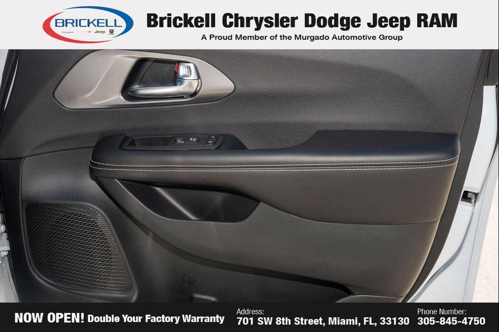 new 2026 Chrysler Pacifica car, priced at $41,162