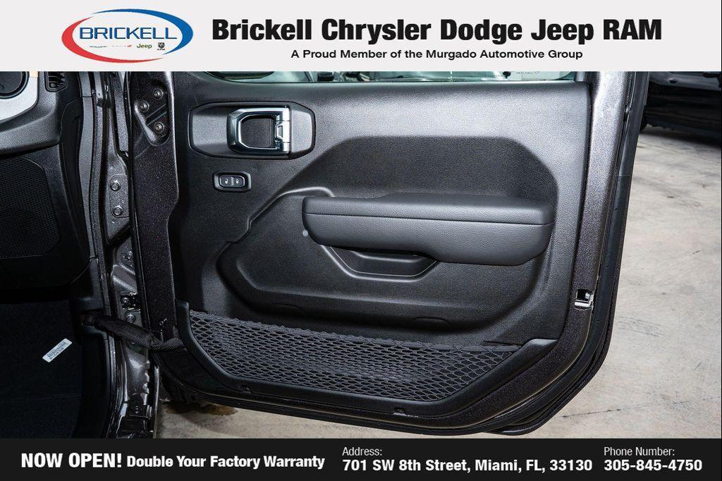 new 2026 Jeep Wrangler car, priced at $43,753