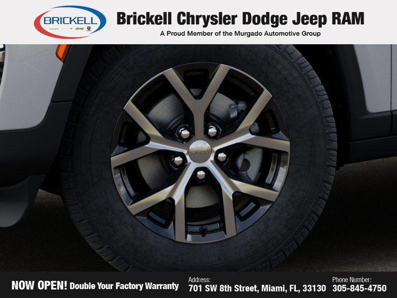 new 2025 Jeep Grand Cherokee car, priced at $35,831