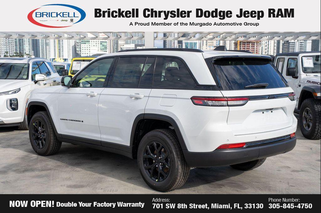 new 2025 Jeep Grand Cherokee car, priced at $30,462