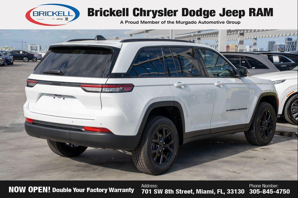 new 2025 Jeep Grand Cherokee car, priced at $30,462