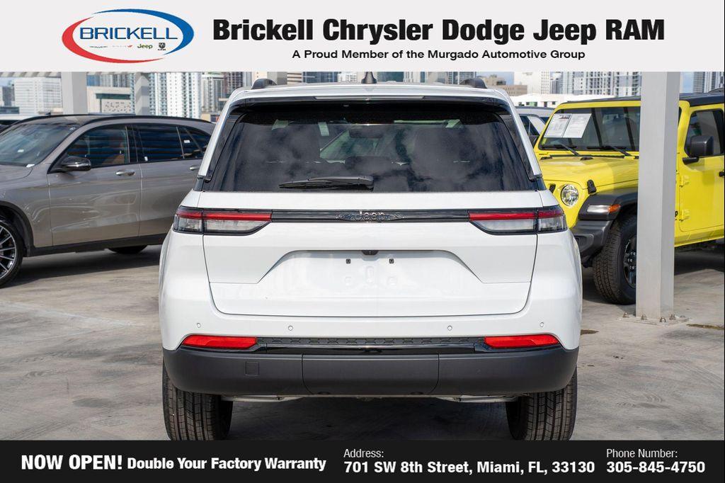 new 2025 Jeep Grand Cherokee car, priced at $30,462