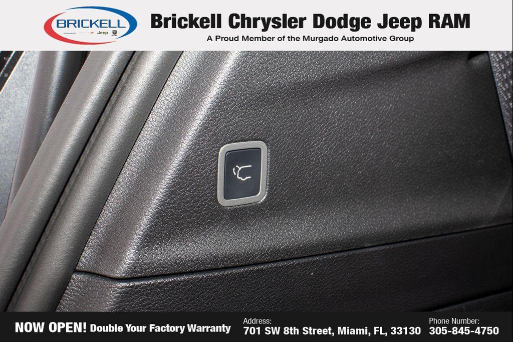 new 2026 Chrysler Pacifica car, priced at $38,176