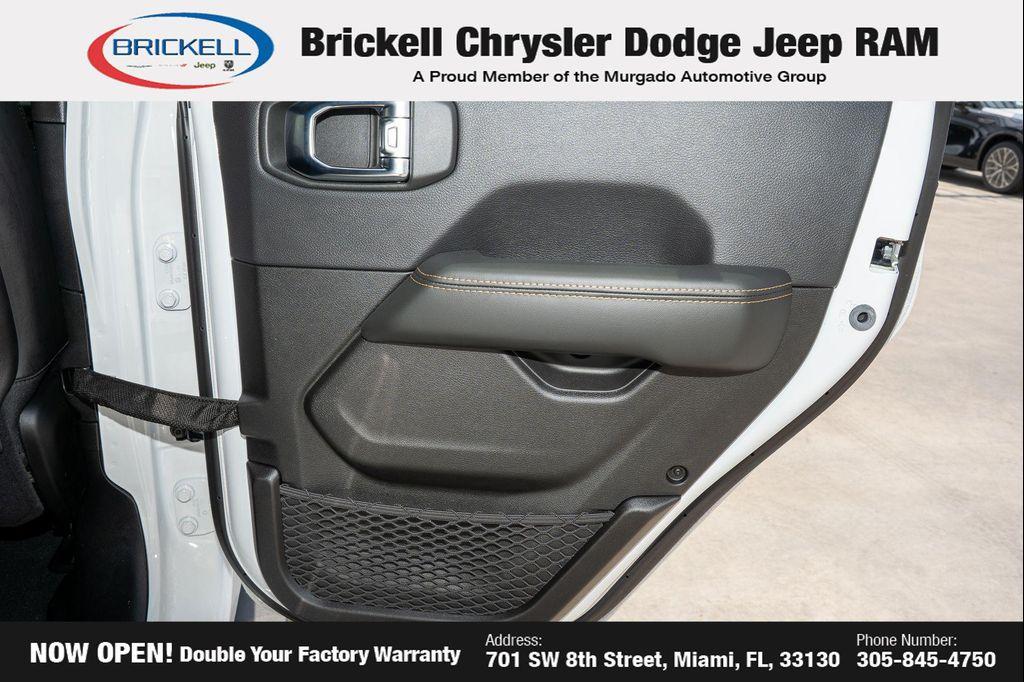 new 2025 Jeep Wrangler car, priced at $98,297