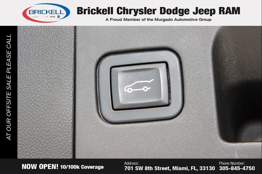 used 2017 Cadillac XT5 car, priced at $11,625