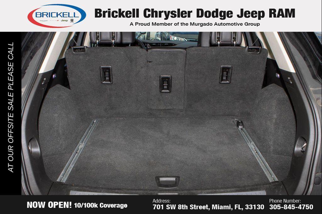 used 2017 Cadillac XT5 car, priced at $11,625