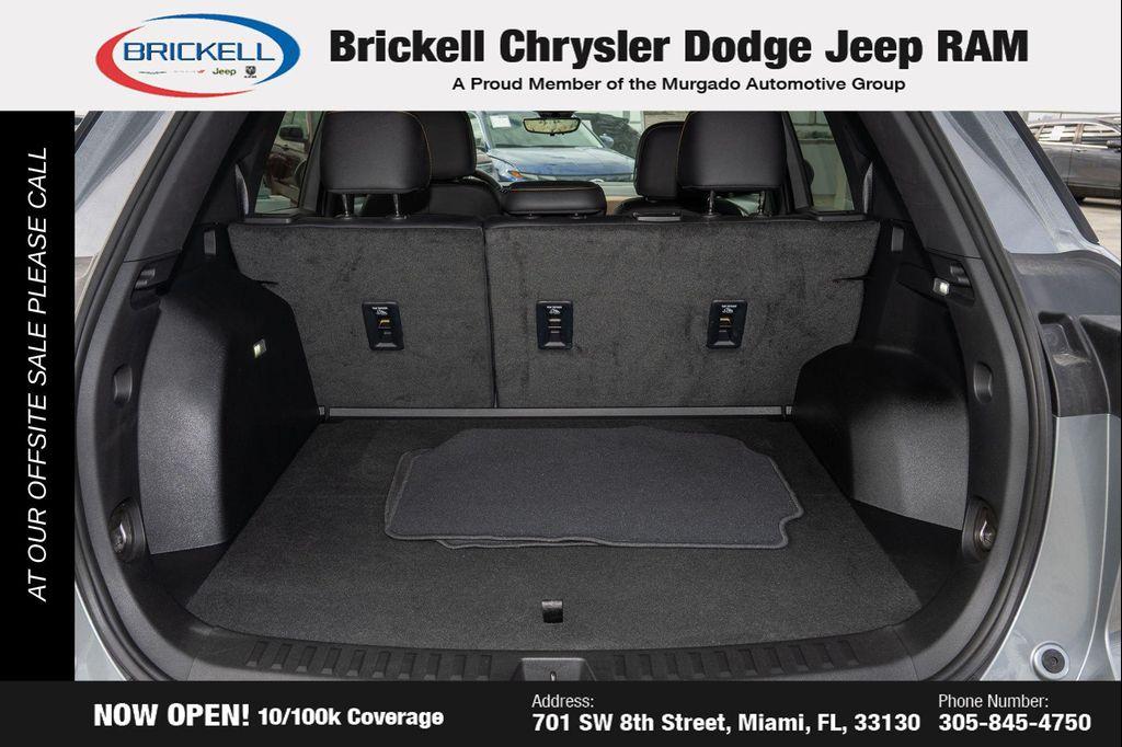 used 2025 Chevrolet Equinox car, priced at $27,160