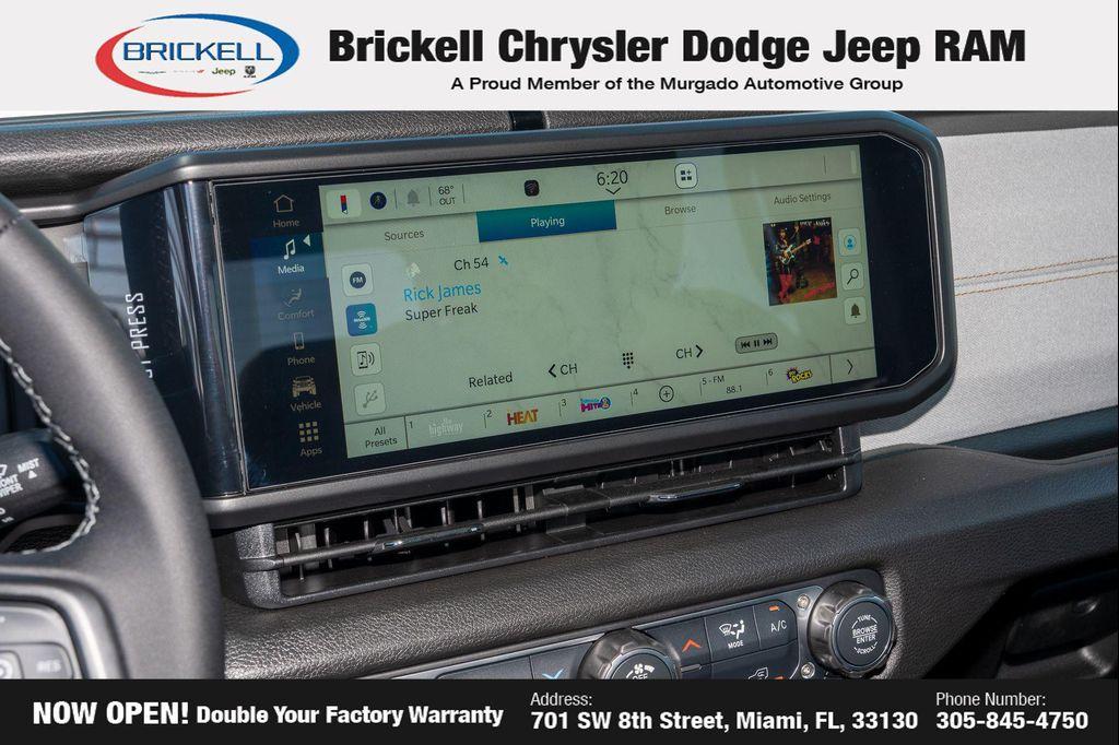 new 2026 Jeep Gladiator car, priced at $47,730