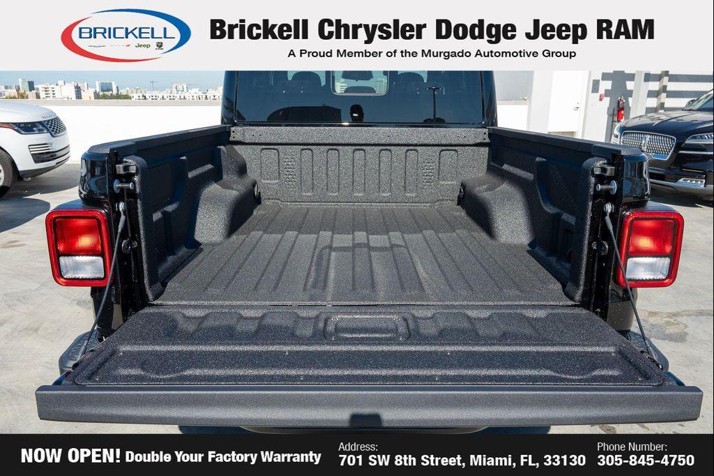 new 2026 Jeep Gladiator car, priced at $47,730