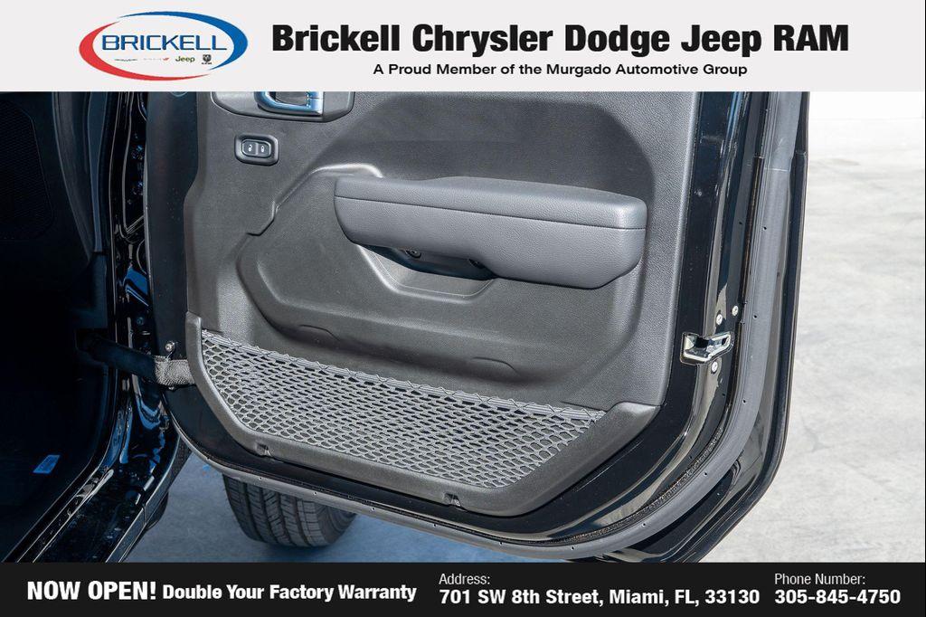 new 2026 Jeep Gladiator car, priced at $47,730