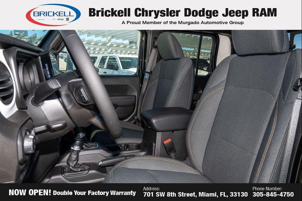 new 2026 Jeep Gladiator car, priced at $47,730