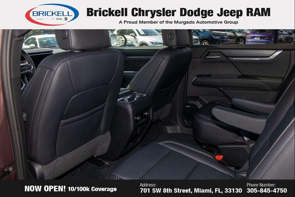 used 2024 GMC Acadia car, priced at $31,650