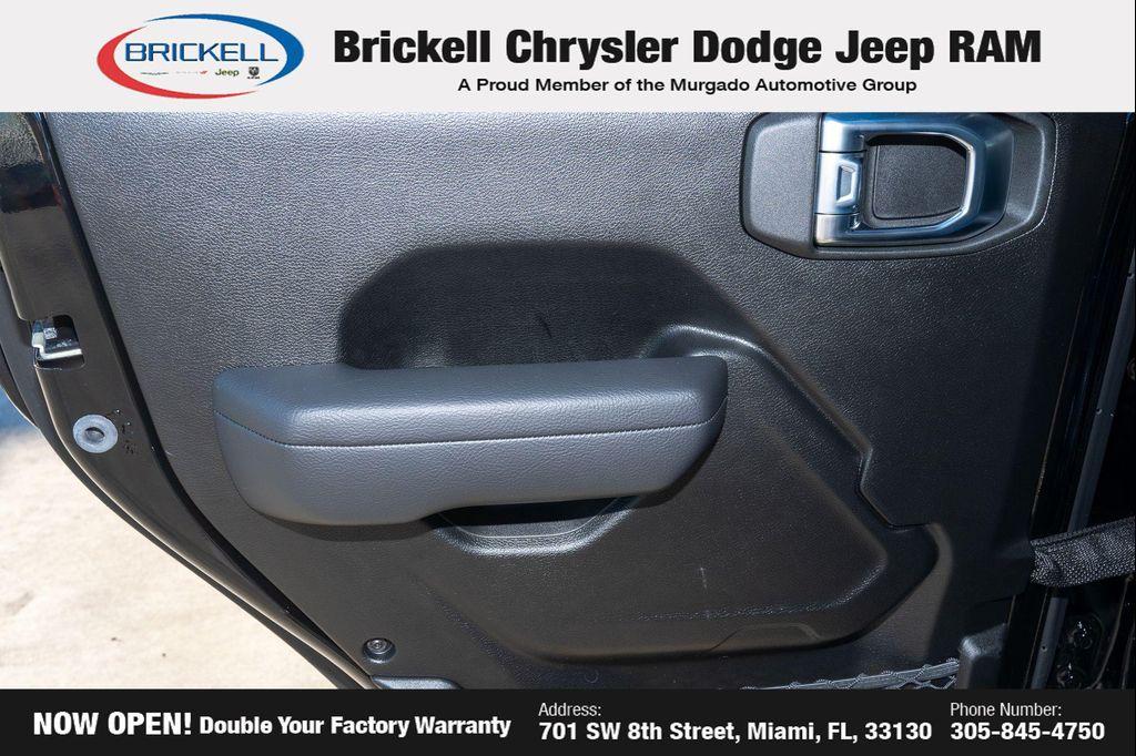 new 2026 Jeep Gladiator car, priced at $59,030