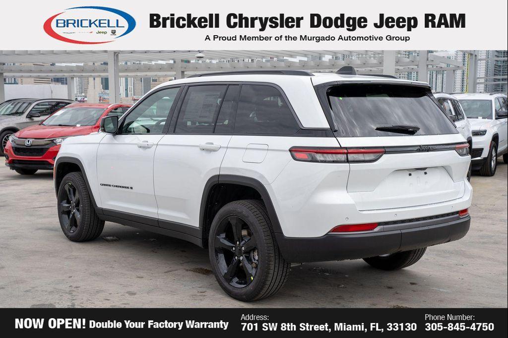 new 2026 Jeep Grand Cherokee car, priced at $43,188