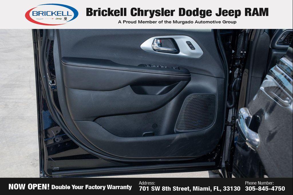 new 2026 Chrysler Pacifica car, priced at $45,704