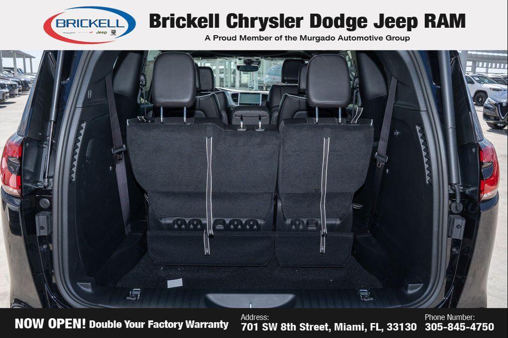 new 2026 Chrysler Pacifica car, priced at $45,704