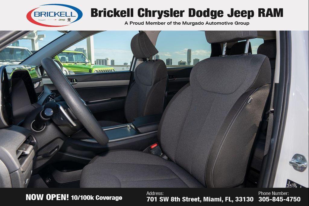 used 2025 Hyundai Palisade car, priced at $31,535