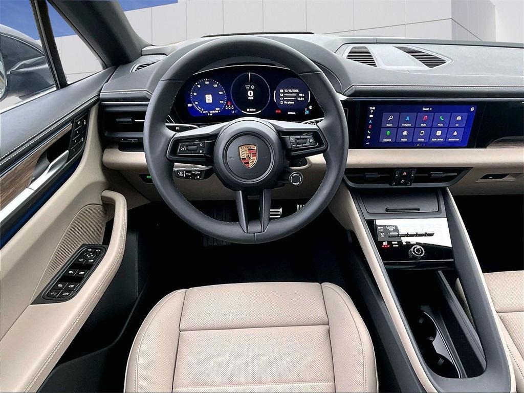 new 2025 Porsche Macan car