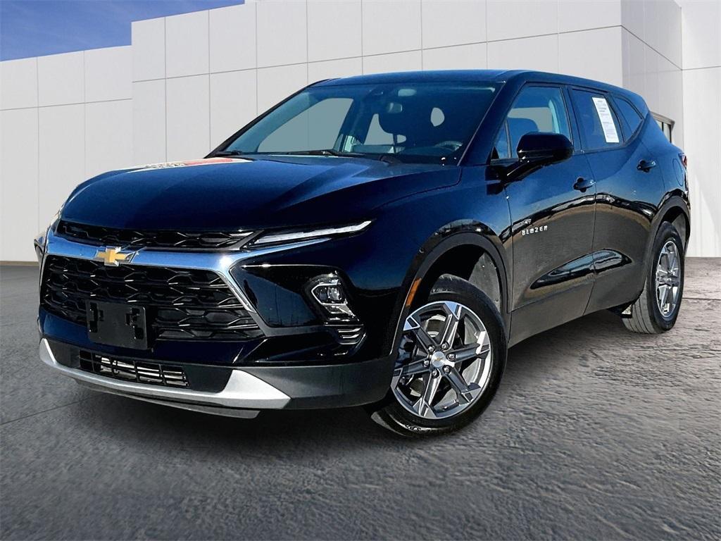 used 2025 Chevrolet Blazer car, priced at $28,591