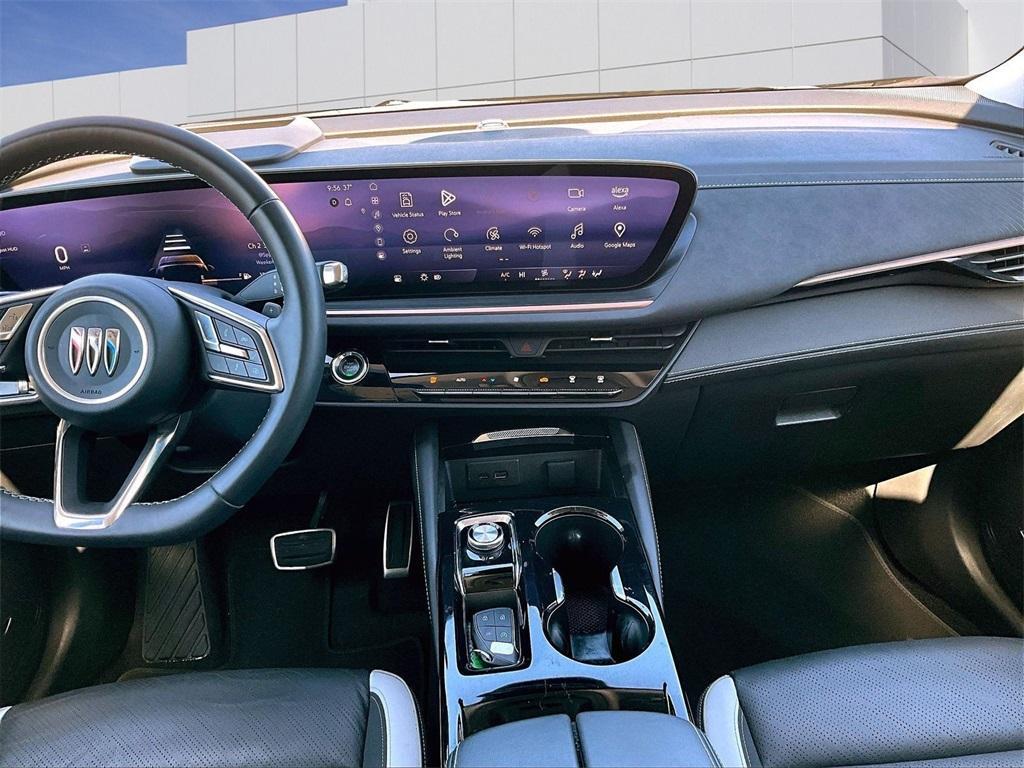 used 2025 Buick Envision car, priced at $28,989