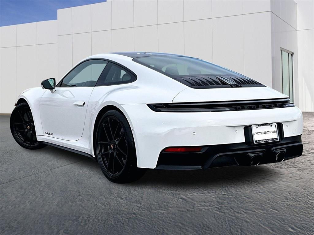 new 2025 Porsche 911 car