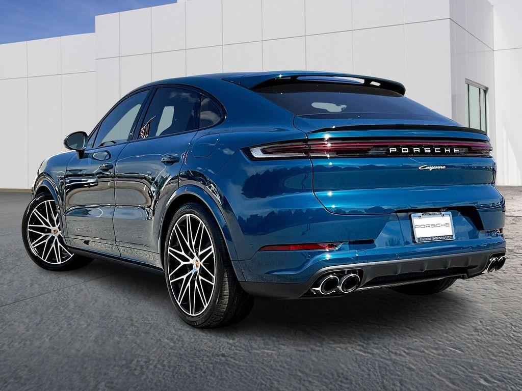 new 2026 Porsche Cayenne car
