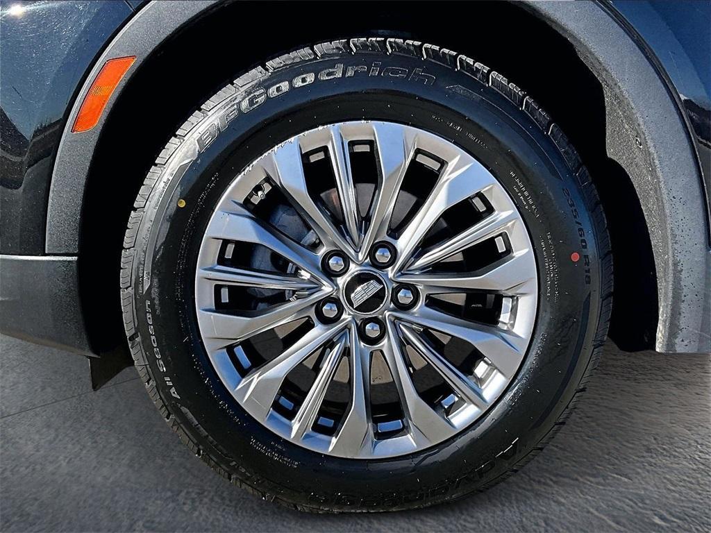 used 2024 Cadillac XT4 car, priced at $26,049