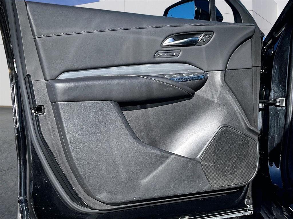 used 2024 Cadillac XT4 car, priced at $26,049