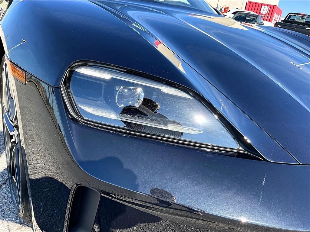 new 2026 Porsche Taycan car