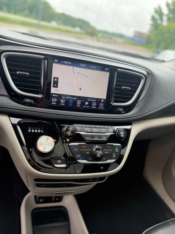 used 2018 Chrysler Pacifica car, priced at $15,999