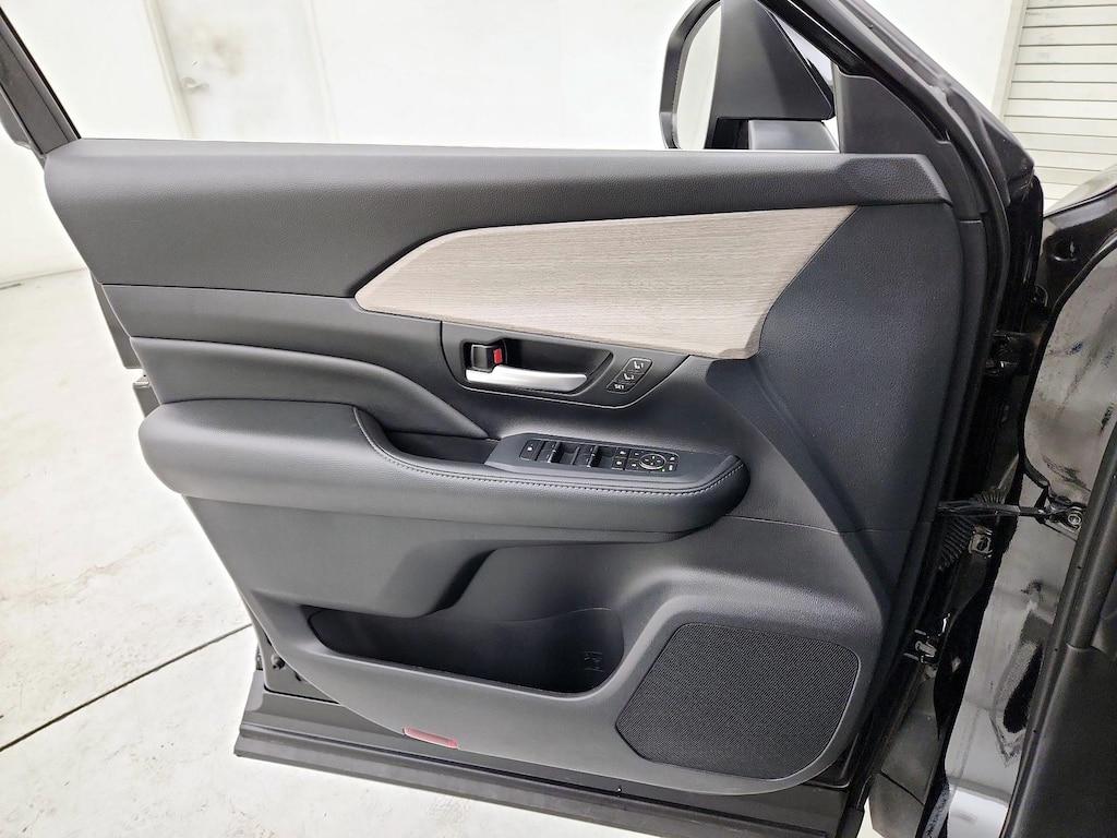 used 2024 Toyota Grand Highlander car, priced at $44,998