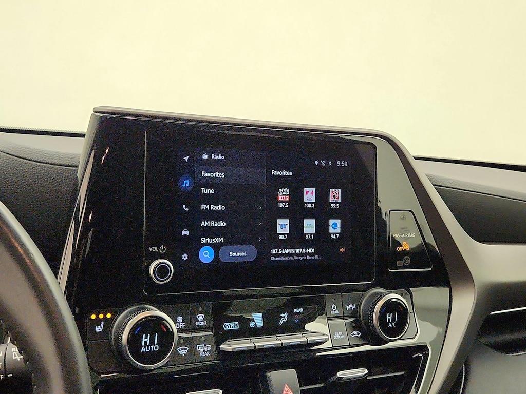 used 2023 Toyota Highlander car, priced at $38,998