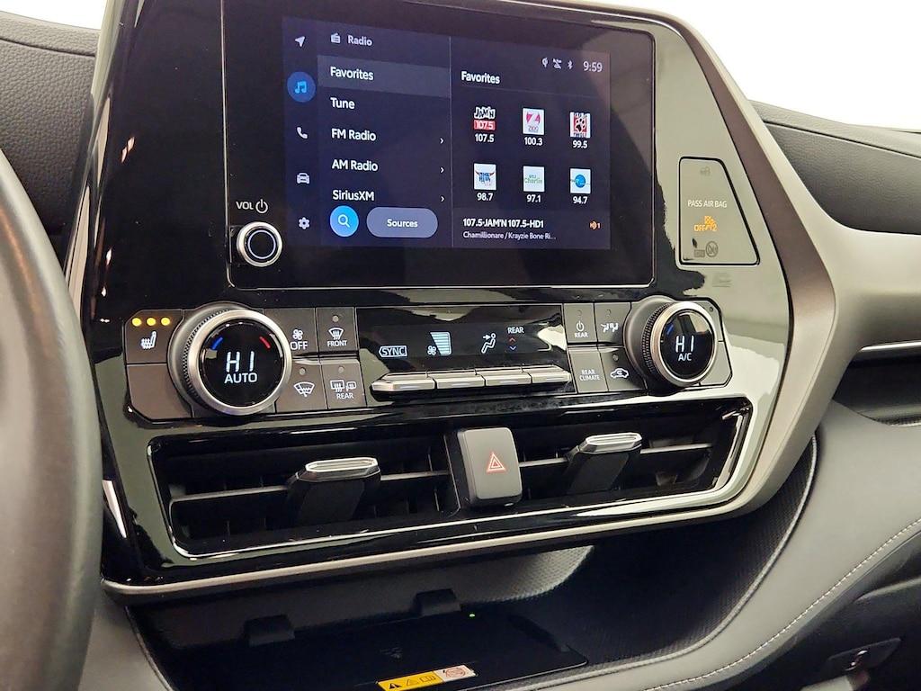 used 2023 Toyota Highlander car, priced at $38,998