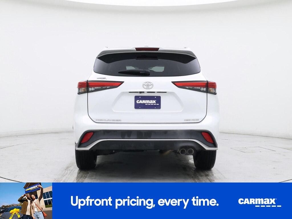 used 2023 Toyota Highlander car, priced at $38,998