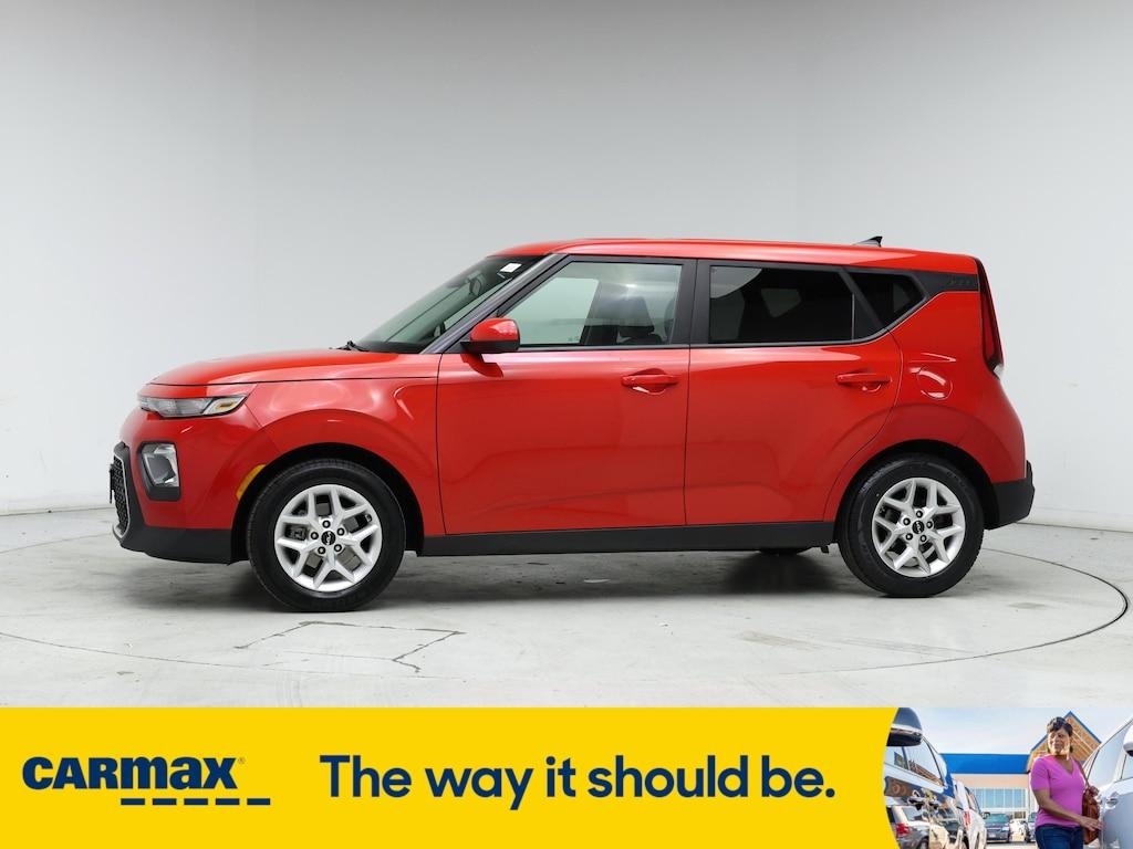 used 2022 Kia Soul car, priced at $13,998