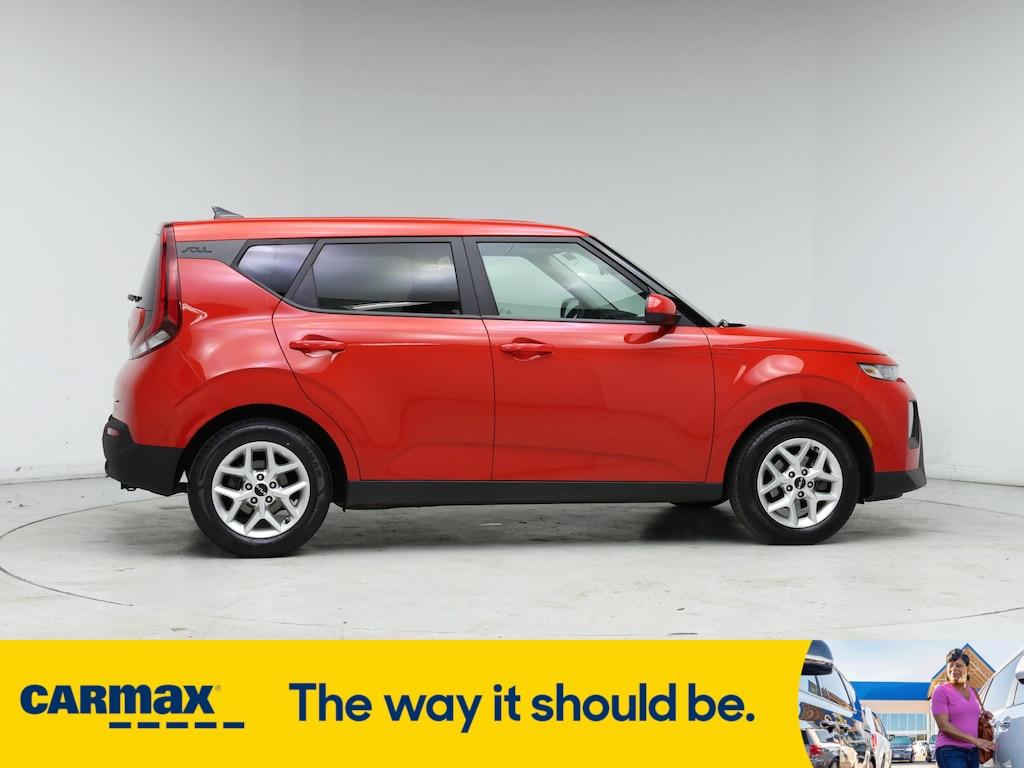 used 2022 Kia Soul car, priced at $13,998