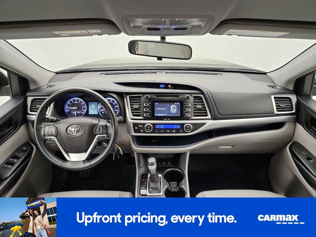 used 2015 Toyota Highlander car, priced at $25,998