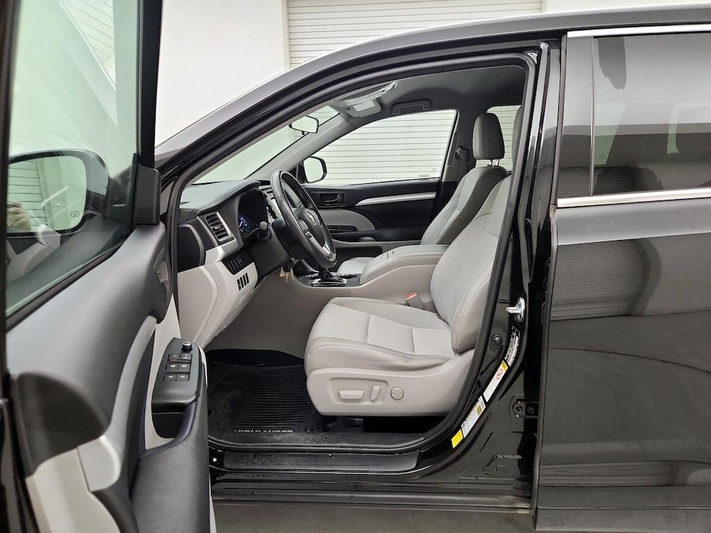 used 2015 Toyota Highlander car, priced at $25,998