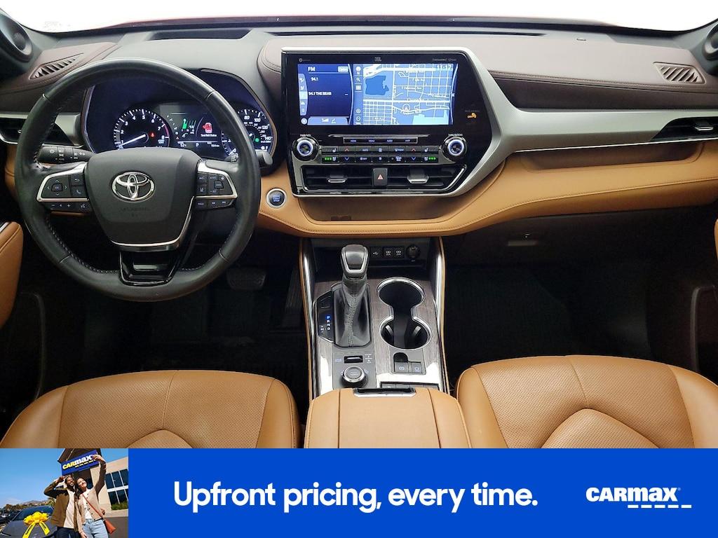 used 2020 Toyota Highlander car, priced at $35,998