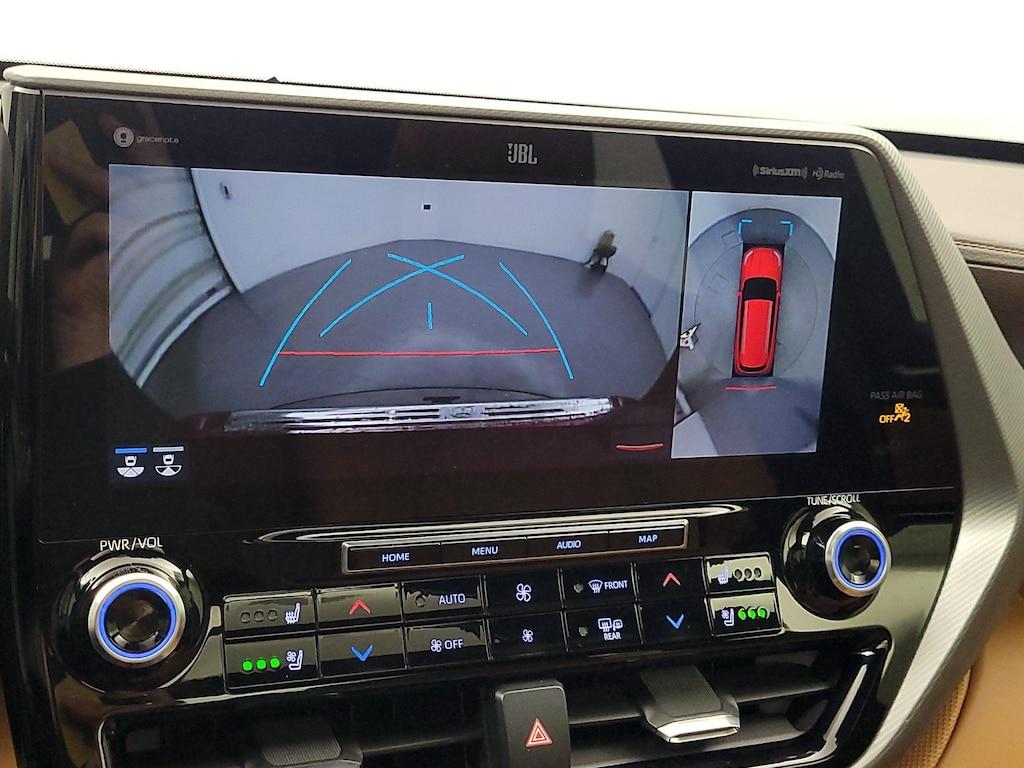 used 2020 Toyota Highlander car, priced at $35,998