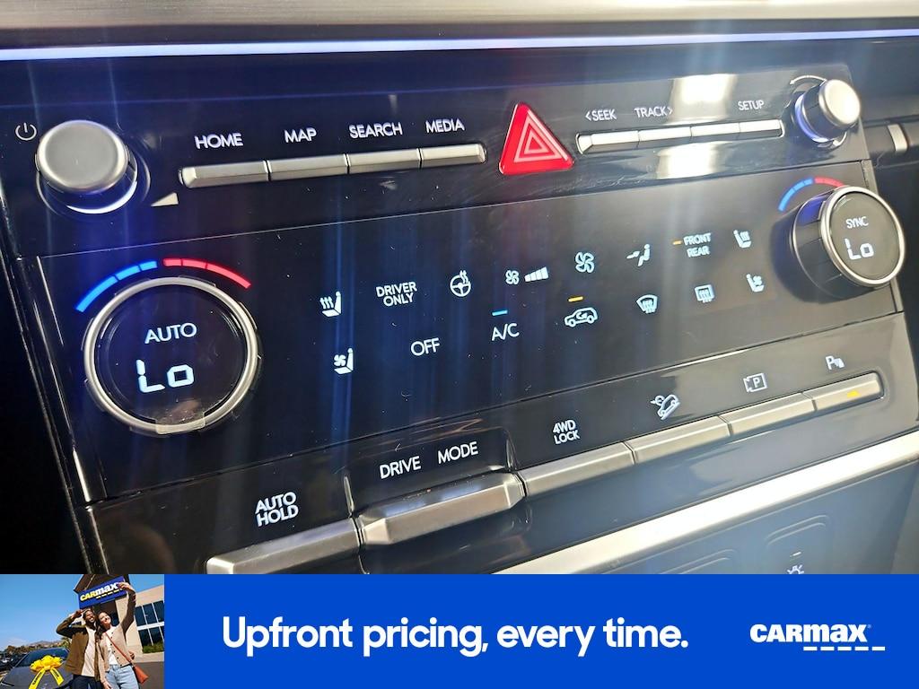 used 2024 Hyundai SANTA FE HEV car, priced at $38,998