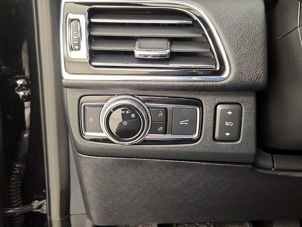 used 2021 Lincoln Navigator car, priced at $45,998