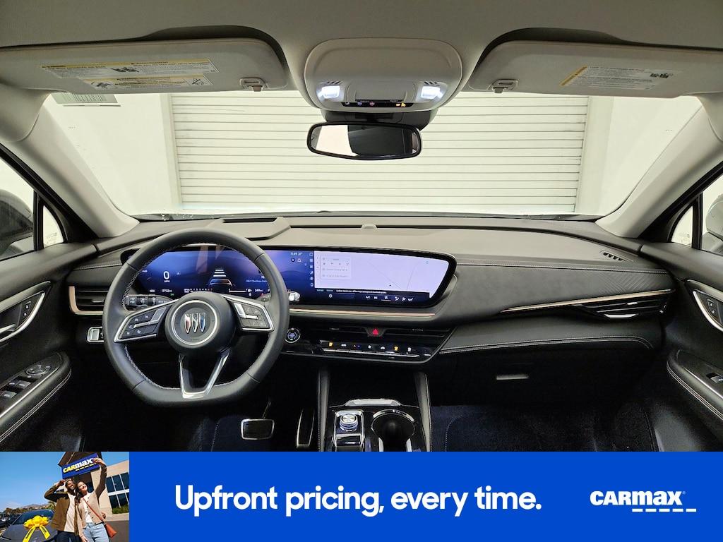 used 2025 Buick Envision car, priced at $28,998