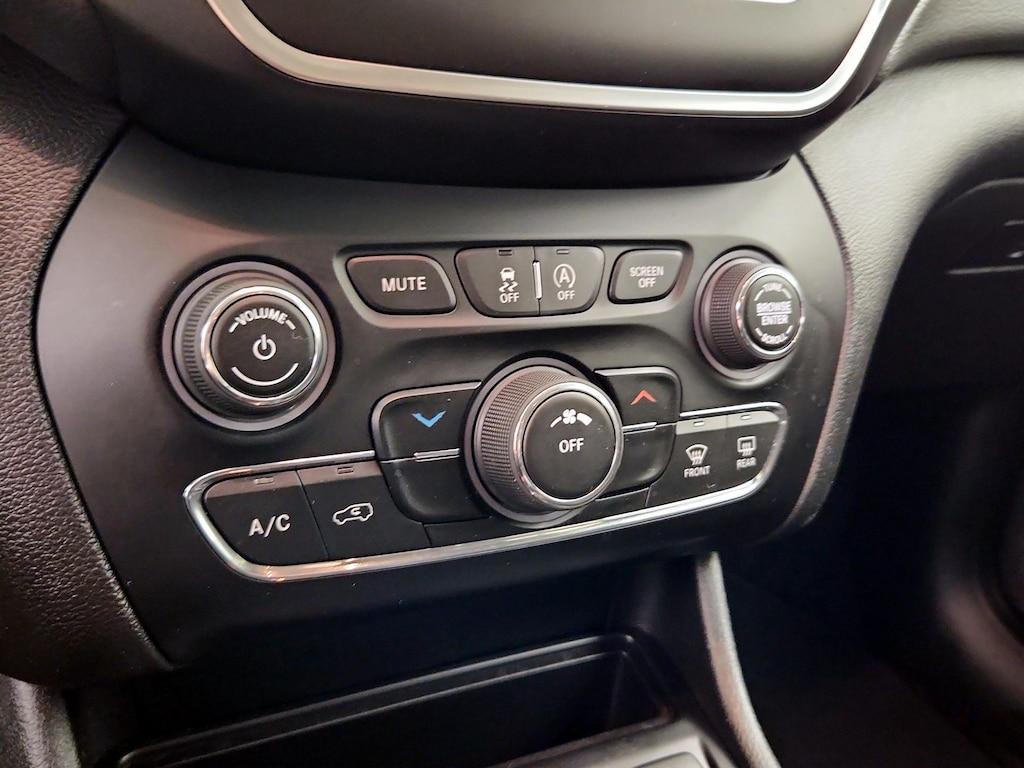 used 2019 Jeep Cherokee car, priced at $16,998