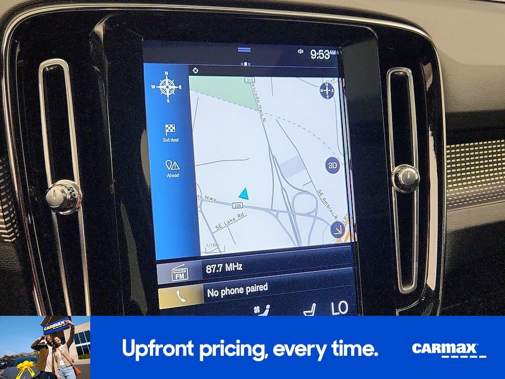 used 2021 Volvo XC40 car, priced at $24,998