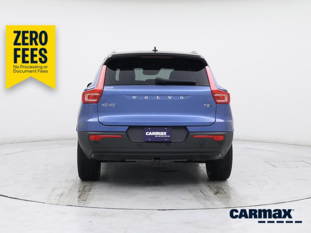 used 2021 Volvo XC40 car, priced at $24,998