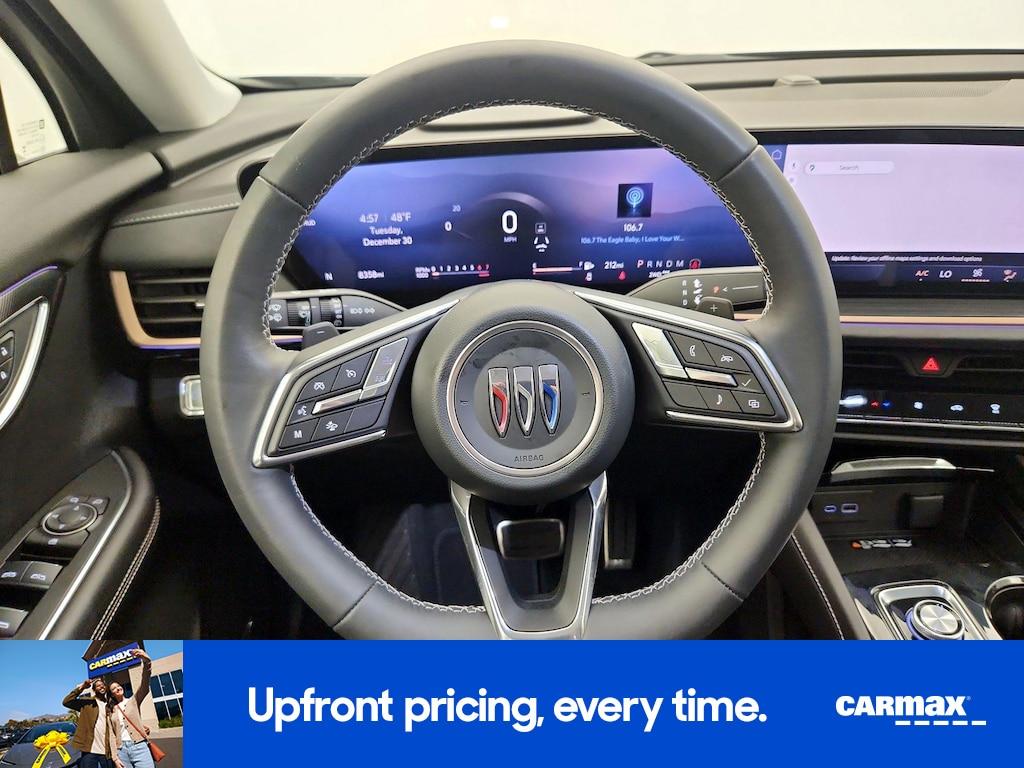 used 2025 Buick Envision car, priced at $29,998