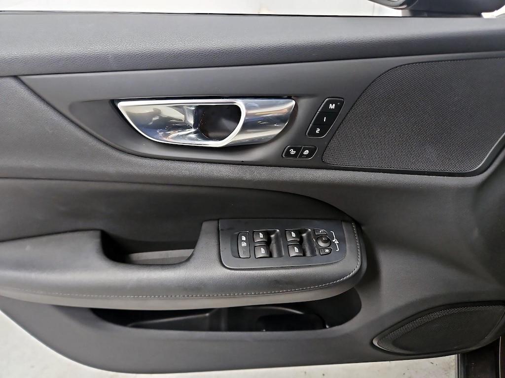 used 2023 Volvo S60 Recharge Plug-In Hybrid car, priced at $30,998