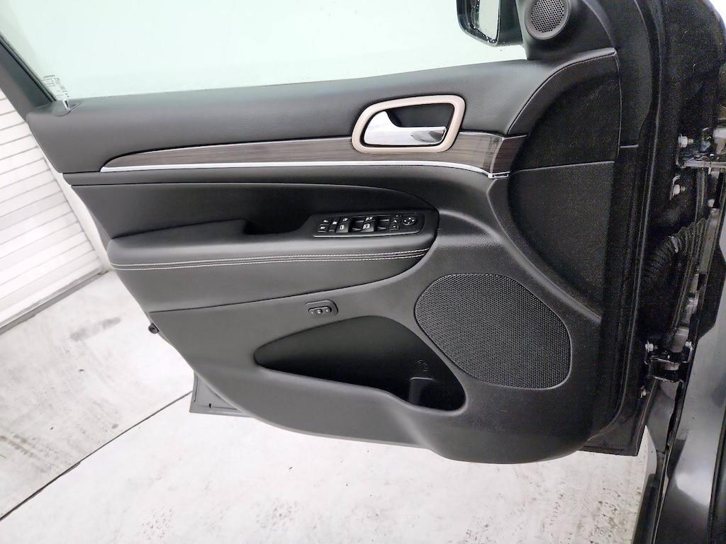 used 2017 Jeep Grand Cherokee car, priced at $22,998