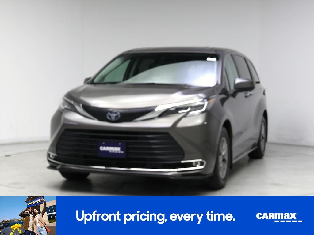 used 2022 Toyota Sienna car, priced at $46,998